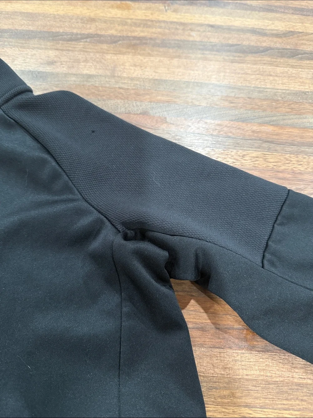 Black quarter-Zip Pullover Sweatshirt